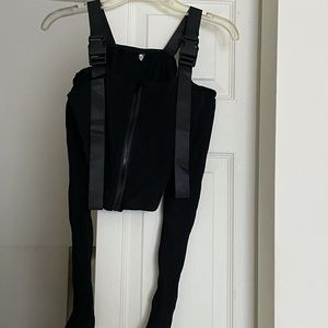 SOLD ON DEPOP Cute crop top shirt